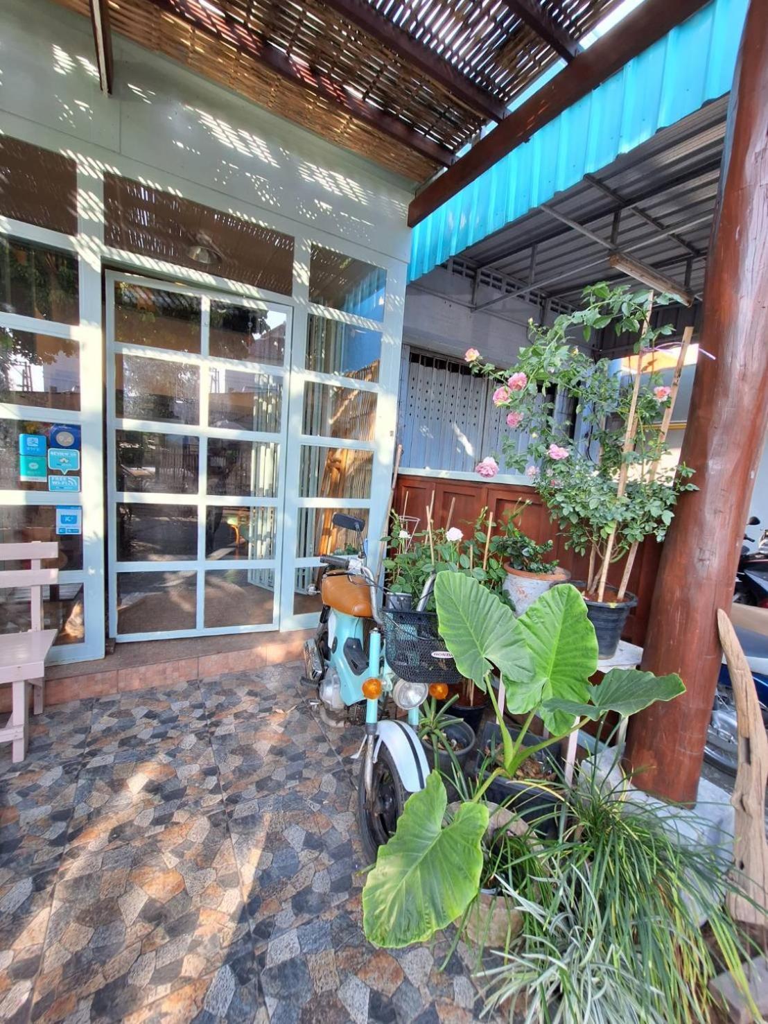 The Commonroom Cnx Chiang Mai Ngoại thất bức ảnh